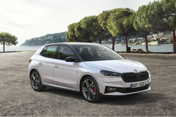 Škoda Fabia 130: Limitált szériával ünnepli a Škoda Auto évfordulóját és motorsportörökségét